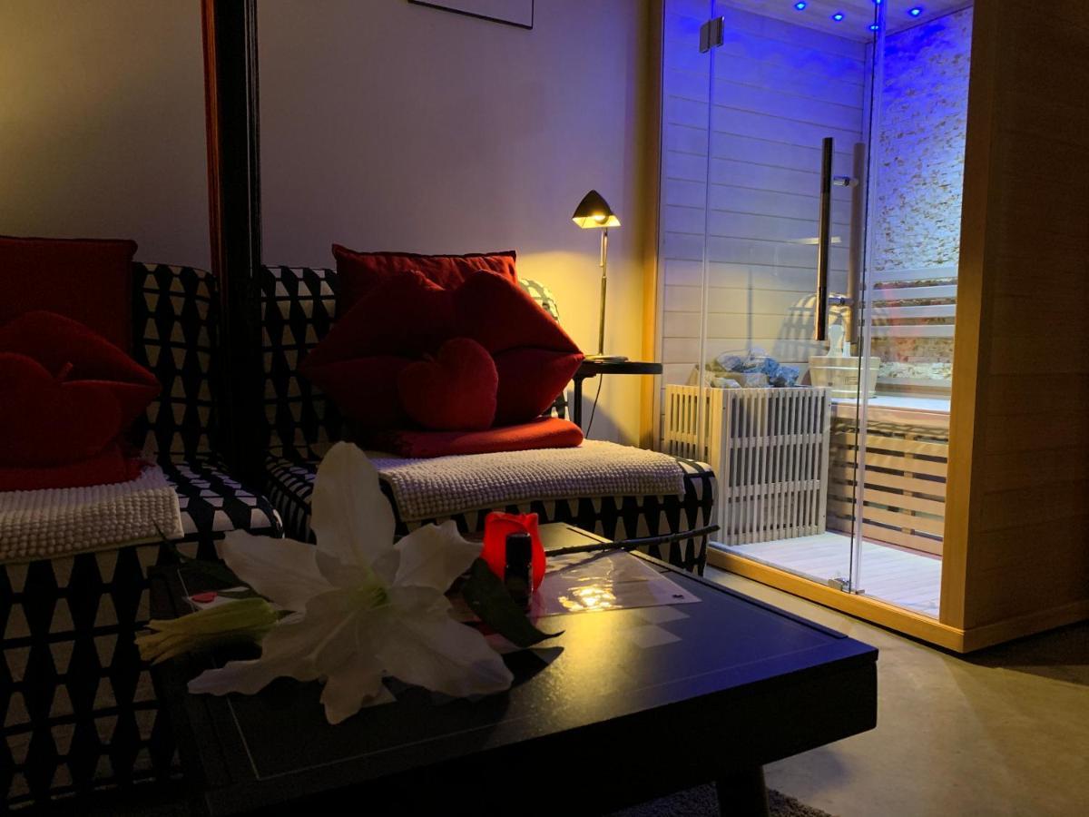 アントウェルペンWellness Loft With Sauna, Jacuzzi, Roof Terrace & Amazing Viewアパートメント エクステリア 写真